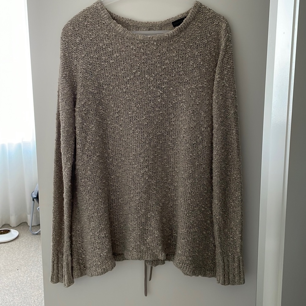 Coco + Carmen light taupe nubby sweater size L/XL